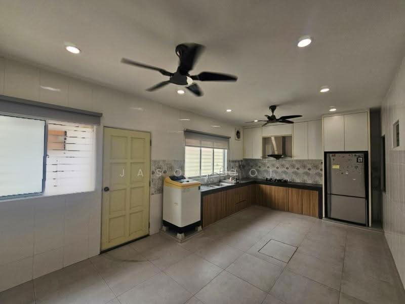 Rumah Teres 2-Tingkat untuk Dijual di Putra Permai (Subang Jaya) - Jason Ooi - Kitchen - PropertyGuru.com.my