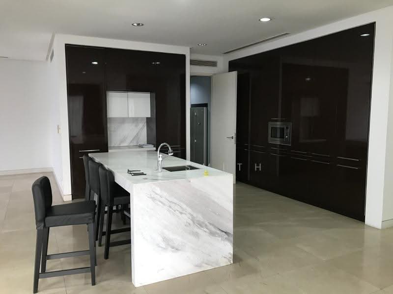 Kediaman Servis untuk Dijual di Pavilion Residences - Ida Smith - Kitchen - PropertyGuru.com.my