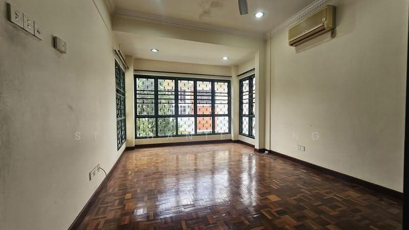 Rumah Berkembar untuk Dijual di Bandar Tun Hussein Onn (Cheras) - Stephanie Yong - Living Room - PropertyGuru.com.my
