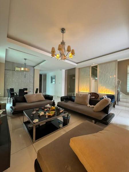 Semi-Detached House for Sale in Bemban (Melaka) - Joan Low - Living Room - PropertyGuru.com.my