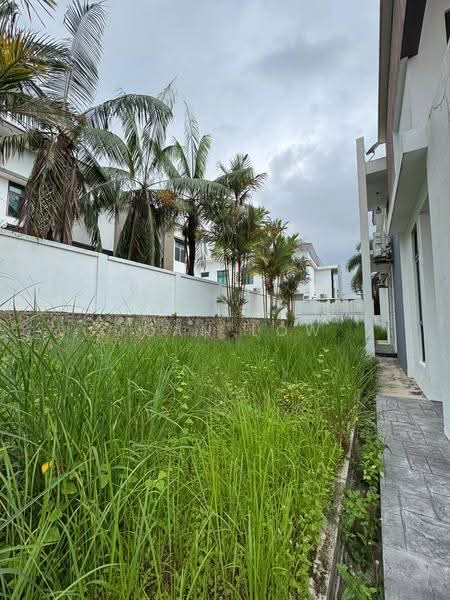 Semi-Detached House for Sale in Bemban (Melaka) - Joan Low - Exterior - PropertyGuru.com.my