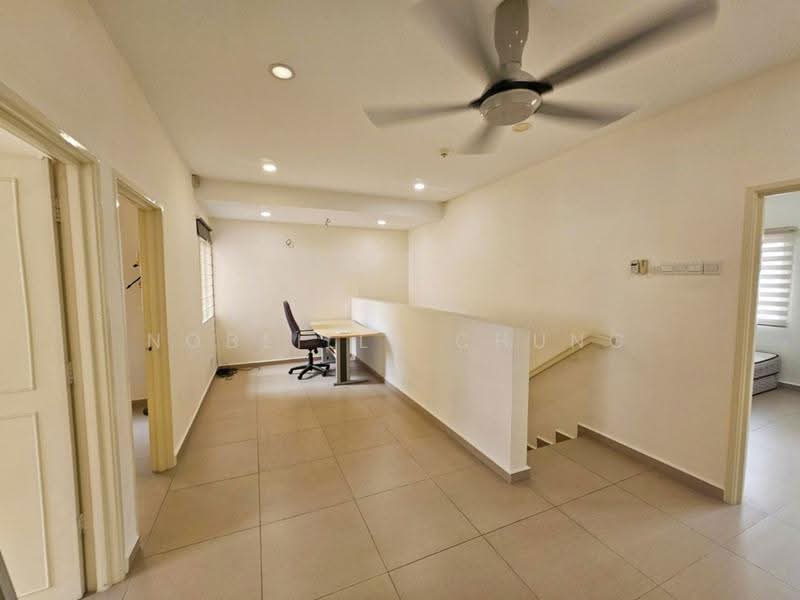 Rumah Teres 2-Tingkat untuk Dijual di Putra Permai (Subang Jaya) - Nobeille Chung - Study - PropertyGuru.com.my