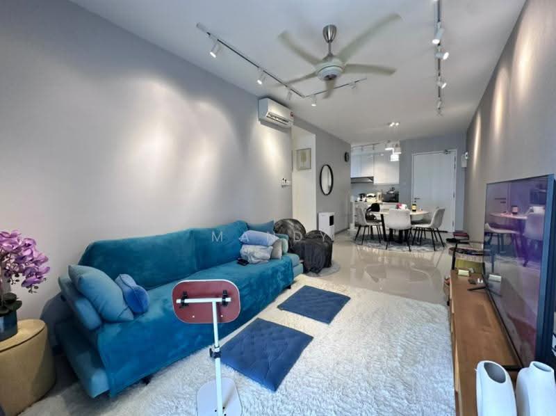 Kediaman Servis untuk Dijual di United Point (Residensi Berpadu) - Mandy Liew - Living Room - PropertyGuru.com.my