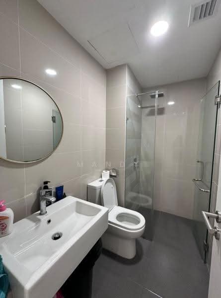 Kediaman Servis untuk Dijual di United Point (Residensi Berpadu) - Mandy Liew - Bathroom - PropertyGuru.com.my