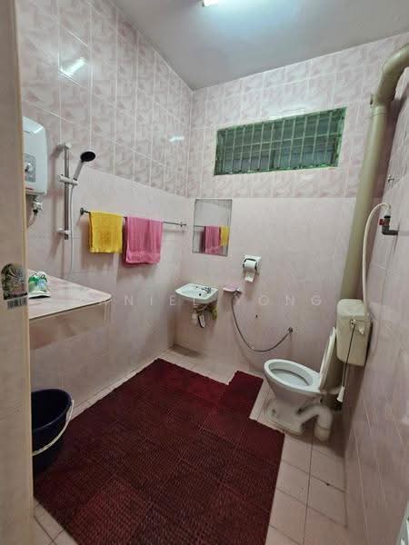 Rumah Teres 2-Tingkat untuk Dijual di Taman Sri Pulai Perdana (Skudai) - Daniel Yong - Bathroom - PropertyGuru.com.my