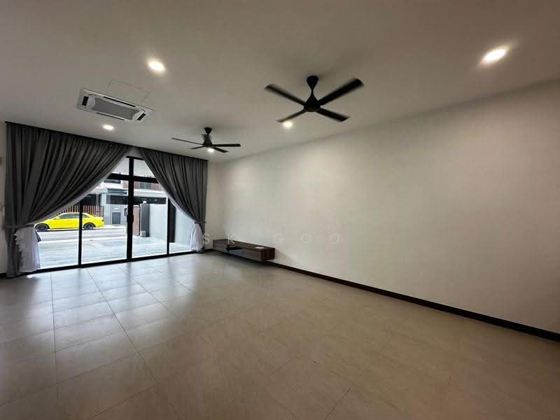 2-storey Terraced House for Sale in Puteri Harbour (Iskandar Puteri (Nusajaya)) - SK GOO - Living Room - PropertyGuru.com.my