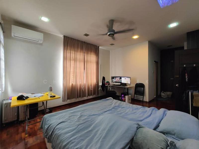 Rumah Berkembar untuk Dijual di Bandar Sungai Long (Selangor) - Chris Lim Pek Yean - Bedroom - PropertyGuru.com.my