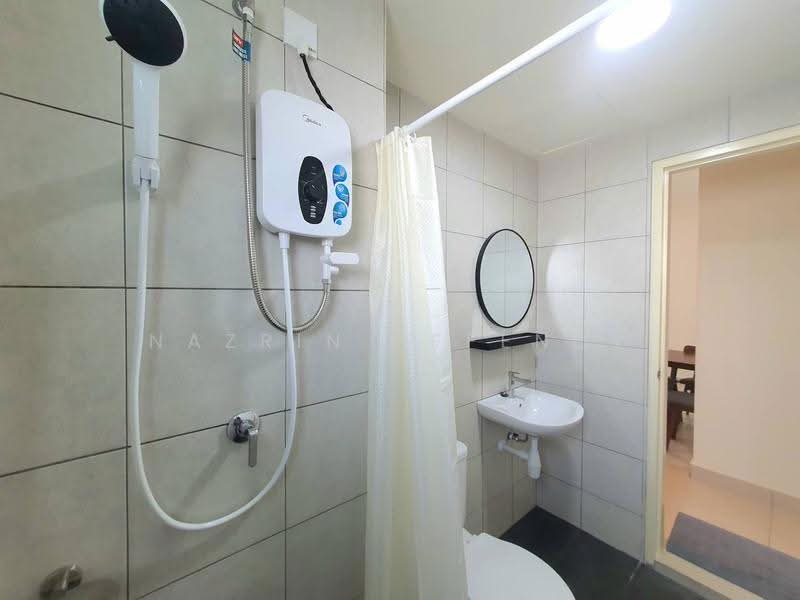 Kediaman Servis untuk Disewa di Edusphere - Nazrin Affendy - Bathroom - PropertyGuru.com.my