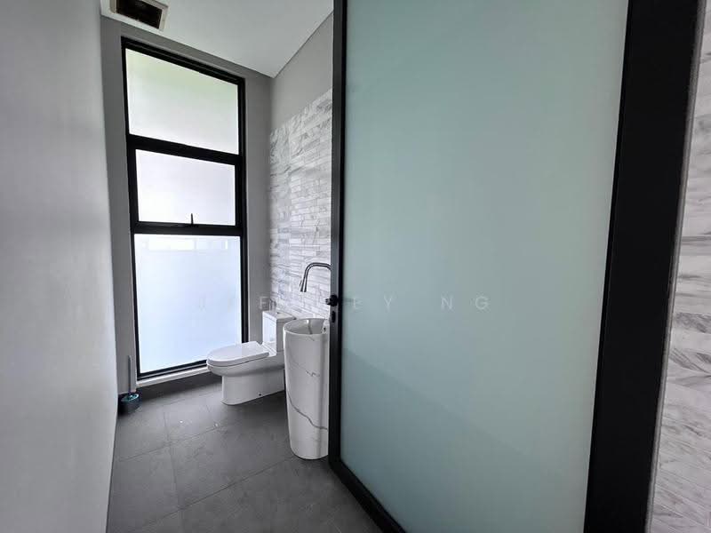 Bungalow House for Rent in KLCC (KL City Centre) - Jeffrey Ng - Bathroom - PropertyGuru.com.my