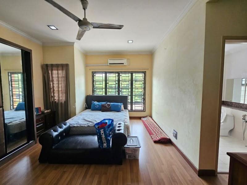 2-storey Terraced House for Sale in Putra Avenue (Subang Jaya) - Jason Ooi - Bedroom - PropertyGuru.com.my