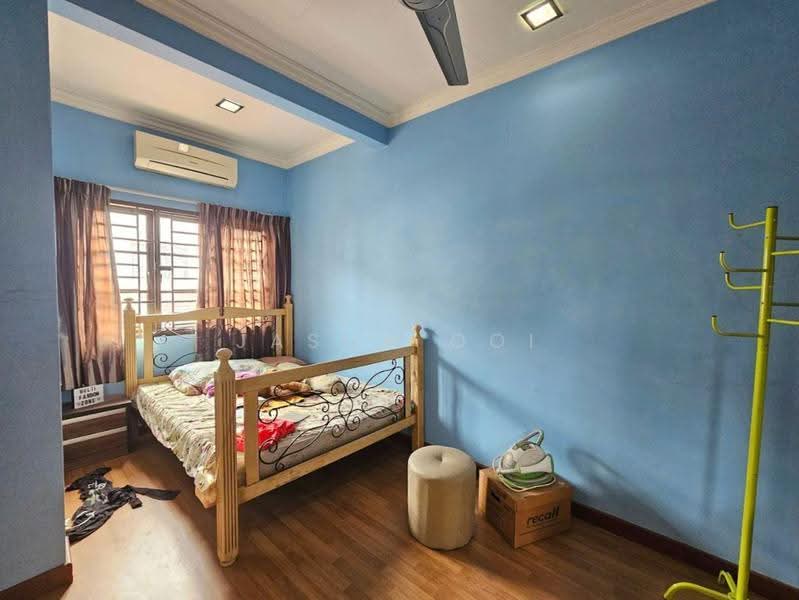 2-storey Terraced House for Sale in Putra Avenue (Subang Jaya) - Jason Ooi - Bedroom - PropertyGuru.com.my