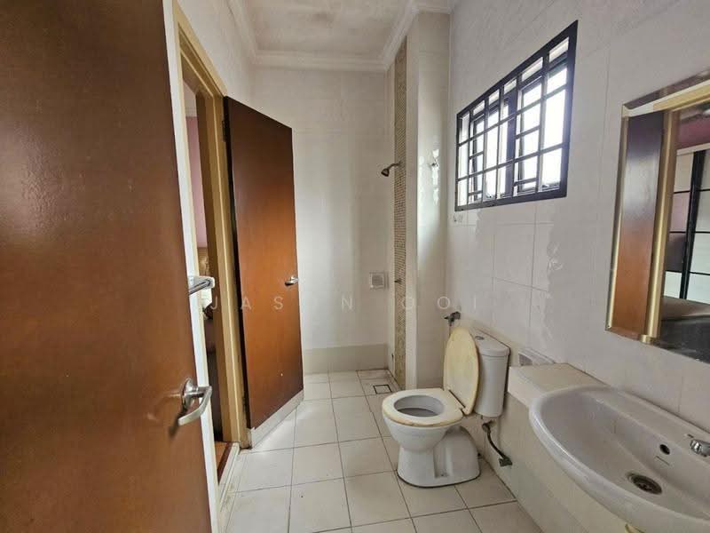 2-storey Terraced House for Sale in Putra Avenue (Subang Jaya) - Jason Ooi - Bathroom - PropertyGuru.com.my