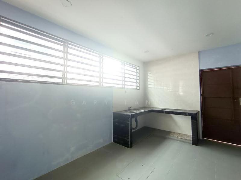 Rumah Berkembar untuk Dijual di Ipoh (Perak) - Gary Tang - Kitchen - PropertyGuru.com.my