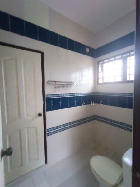 Rumah Berkembar untuk Dijual di Ipoh (Perak) - Gary Tang - Bathroom - PropertyGuru.com.my