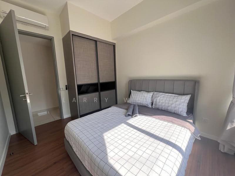 Kediaman Servis untuk Dijual di Millerz Square Serviced Residence - Larry Wong - Bedroom - PropertyGuru.com.my