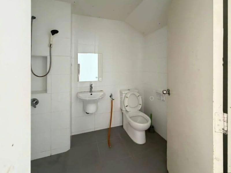 2-storey Terraced House for Sale in Eco Summer (Johor Bahru) - Ee Fong Toh - Bathroom - PropertyGuru.com.my
