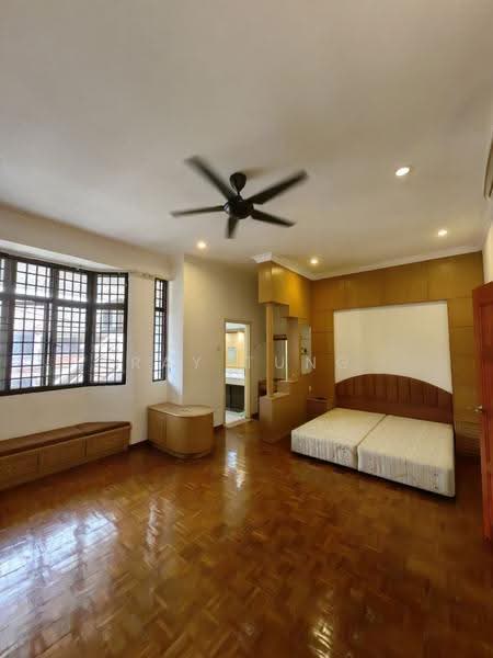 Rumah Teres 2-Tingkat untuk Disewa di Taman Suria (Johor Bahru) - Ray Tung - Bedroom - PropertyGuru.com.my