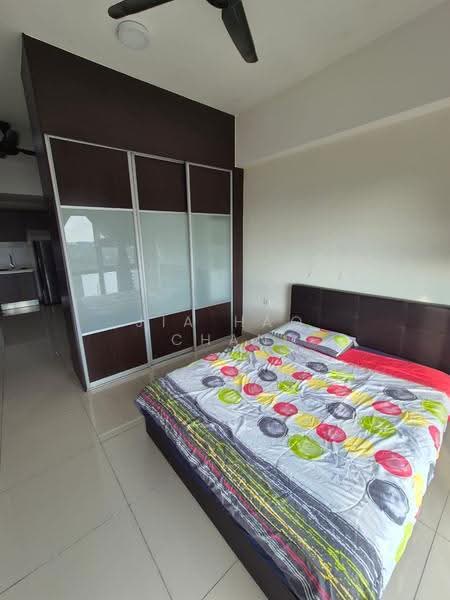 Kediaman Servis untuk Dijual di HYVE - Jia Hao Chan - Bedroom - PropertyGuru.com.my