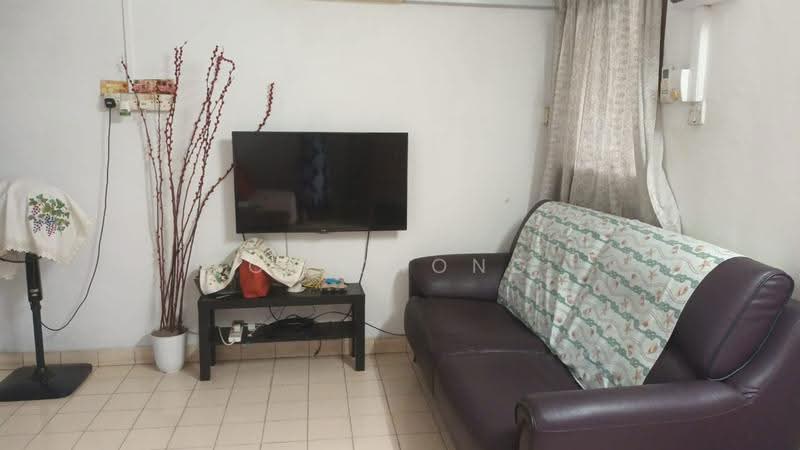 Rumah Teres 2-Tingkat untuk Disewa di Taman Castlefield (Sri Petaling) - CK Chong - Living Room - PropertyGuru.com.my