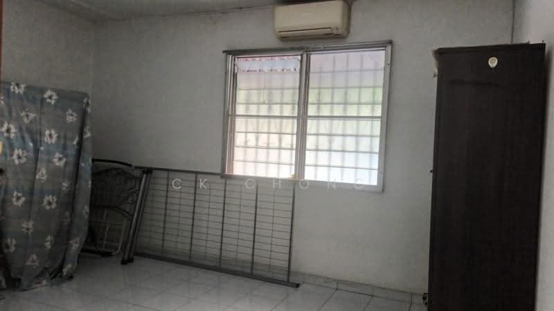 Rumah Teres 2-Tingkat untuk Disewa di Taman Castlefield (Sri Petaling) - CK Chong - Bedroom - PropertyGuru.com.my