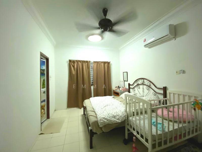 Condominium for Sale at De Rozelle - Emma R - Bedroom - PropertyGuru.com.my