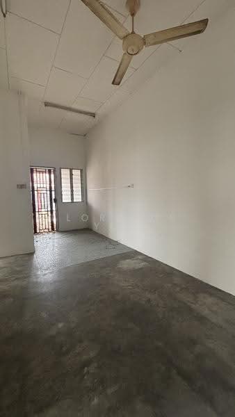 Semi-Detached House for Rent in Taman Maju Jaya (Tangkak) - Florance Yeo - Interior - PropertyGuru.com.my