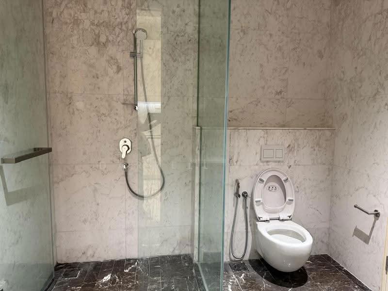 Kediaman Servis untuk Disewa di SO Sofitel Kuala Lumpur Residences - Darrell Yap - Bathroom - PropertyGuru.com.my
