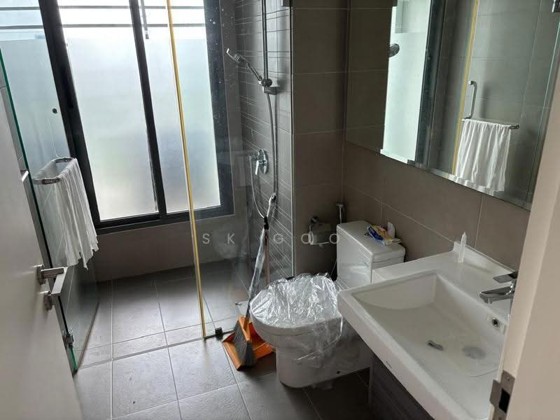 Kediaman Servis untuk Dijual di Teega Suites - SK GOO - Bathroom - PropertyGuru.com.my