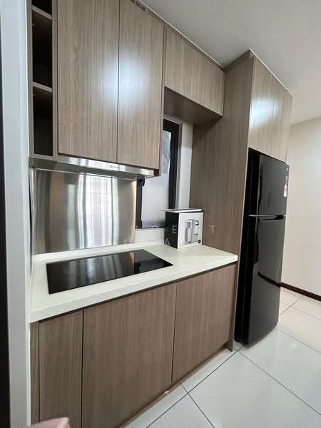 Service Residence for Sale at The Tamarind - Vincent Koay - Kitchen - PropertyGuru.com.my