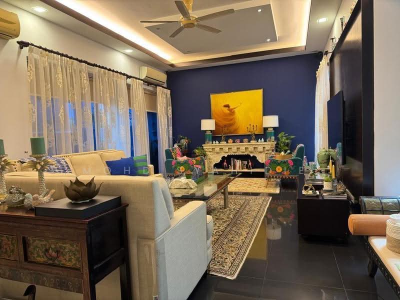 3-storey Terraced House for Sale in Melawati (Selangor) - Mohd Syahidie - Living Room - PropertyGuru.com.my