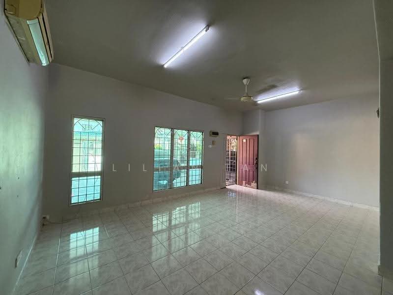 Terraced House for Sale in Bandar Kinrara Seksyen 5 (Bandar Kinrara) - Lilian Tan - Living Room - PropertyGuru.com.my