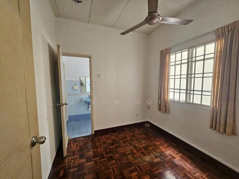 Rumah Teres 2-Tingkat untuk Dijual di Putra Permai (Subang Jaya) - Jason Ooi - Bedroom - PropertyGuru.com.my