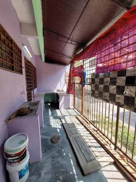 2-storey Terraced House for Sale in Taman Pengkalan Barat (Ipoh) - Gary Tang - Exterior - PropertyGuru.com.my