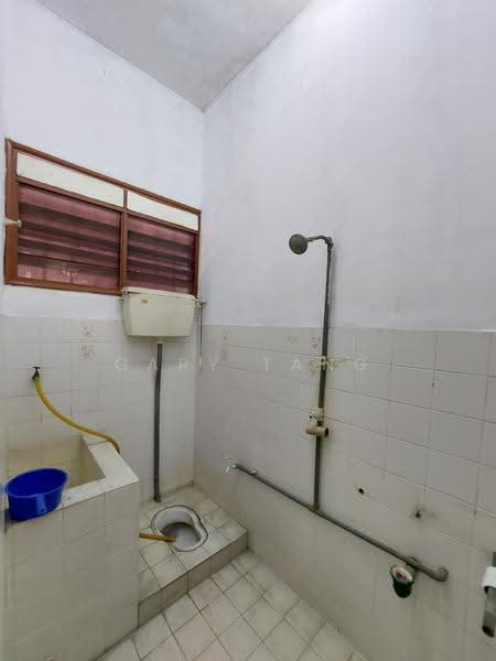 2-storey Terraced House for Sale in Taman Pengkalan Barat (Ipoh) - Gary Tang - Bathroom - PropertyGuru.com.my
