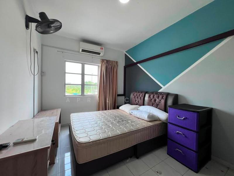 Pangsapuri untuk Disewa di Idaman Senibong - April Chin - Bedroom - PropertyGuru.com.my