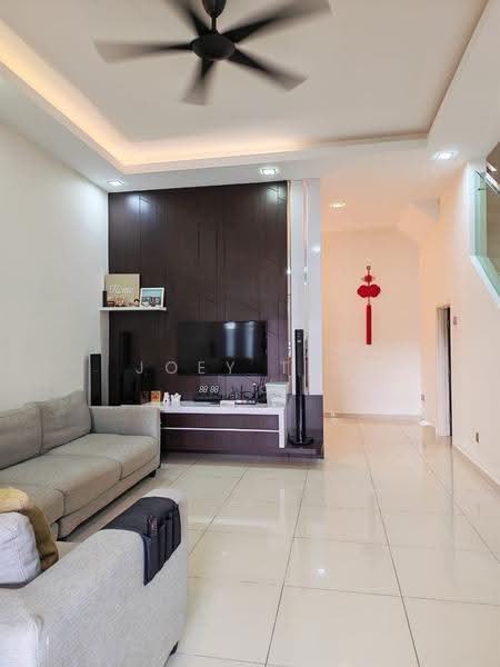 2-storey Terraced House for Rent in Bandar Jaya Putra (Johor Bahru) - Joey Tay - Living Room - PropertyGuru.com.my