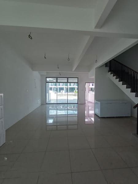 3-storey Terraced House for Sale in Taman Tanjung Indah (Butterworth) - Shue Lim - PropertyGuru.com.my
