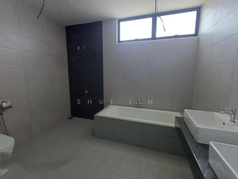 3-storey Terraced House for Sale in Taman Tanjung Indah (Butterworth) - Shue Lim - PropertyGuru.com.my