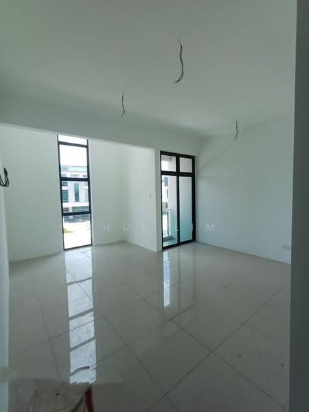 3-storey Terraced House for Sale in Taman Tanjung Indah (Butterworth) - Shue Lim - PropertyGuru.com.my