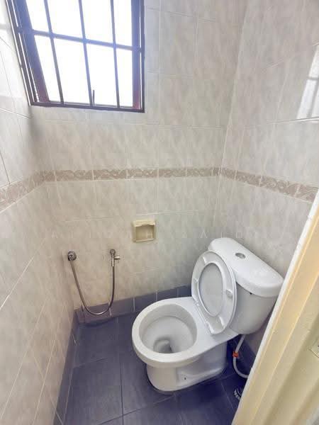 Rumah Teres 2-Tingkat untuk Dijual di Bukit Jelutong (Shah Alam) - Afiqah zaidi - Bathroom - PropertyGuru.com.my