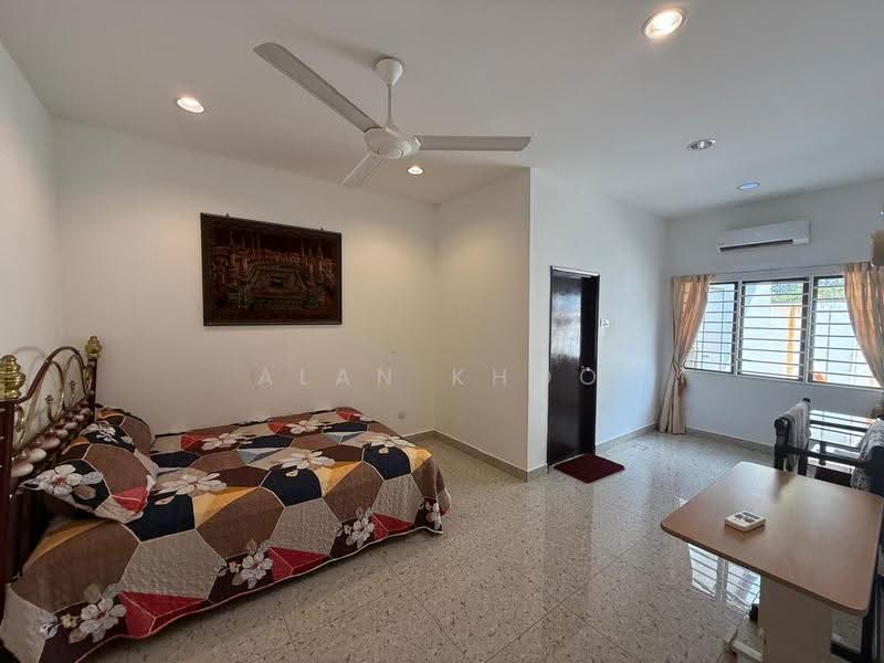 Rumah Berkembar untuk Dijual di Damansara Heights (Kuala Lumpur) - Alan Khoo - Bedroom - PropertyGuru.com.my