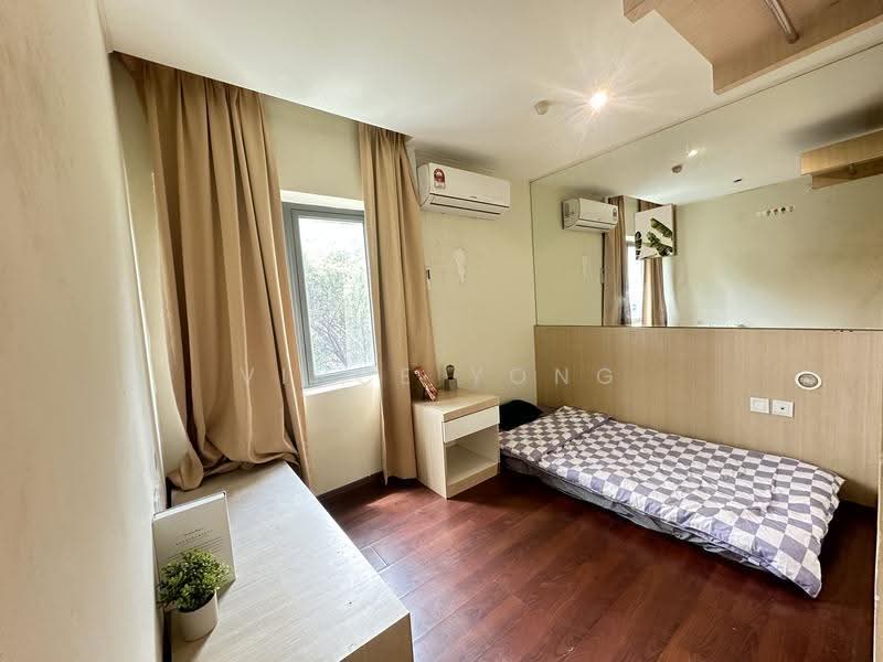 2-storey Terraced House for Rent in Chan Sow Lin (Cheras) - Vince Yong - Bedroom - PropertyGuru.com.my