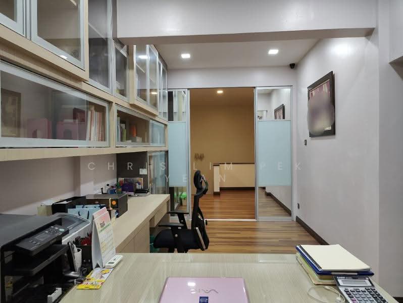 Rumah Berkembar untuk Dijual di Bandar Sungai Long (Selangor) - Chris Lim Pek Yean - Study - PropertyGuru.com.my