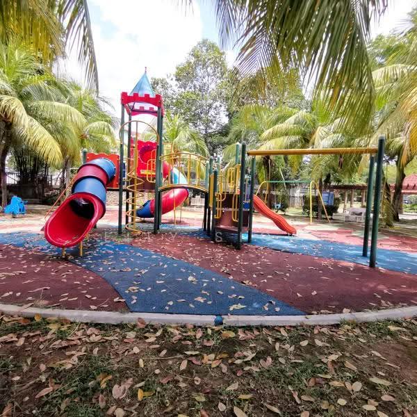 Townhouse for Sale in 16 Sierra (Puchong) - Lily Siow - Exterior - PropertyGuru.com.my