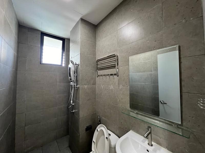 Kondominium untuk Disewa di Verando Residence - JY Yap - Bathroom - PropertyGuru.com.my