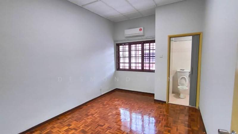 Rumah Teres 2-Tingkat untuk Dijual di SS23 (Petaling Jaya) - Desmond Tan - Bathroom - PropertyGuru.com.my