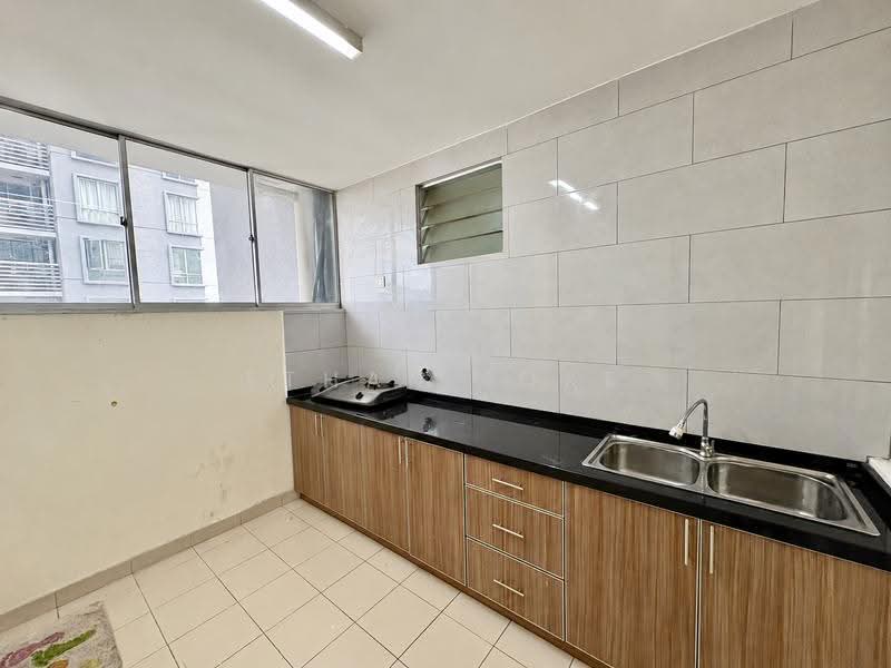 Condominium for Rent at Menjalara 18 - Ethan Loke - Kitchen - PropertyGuru.com.my