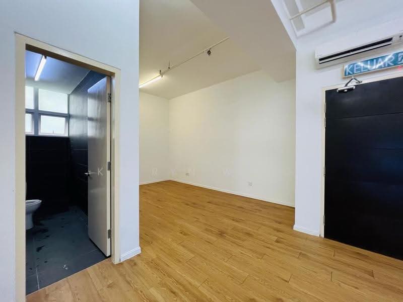 Office for Sale in Petaling Jaya (Selangor) - Kaeryn Wong - Bathroom - PropertyGuru.com.my