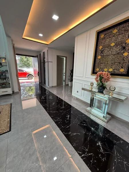 Bungalow House untuk Dijual di Bandar Mahkota Cheras (Cheras) - Norisma Hartanah - Entrance - PropertyGuru.com.my