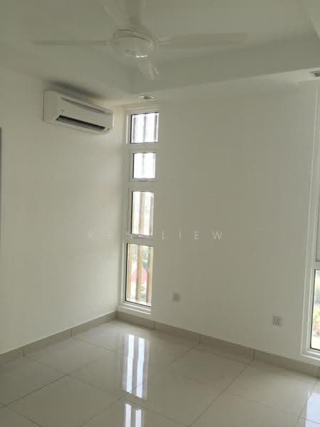 Kondominium untuk Dijual di Suasana Lumayan - Ken Liew - PropertyGuru.com.my